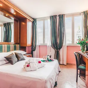 Raeli Siracusa 3* Roma